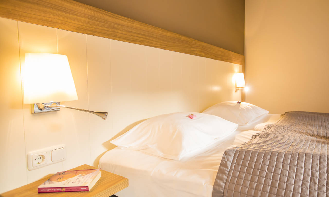 Doppelzimmer, mit hochwertigen Boxspringbetten.